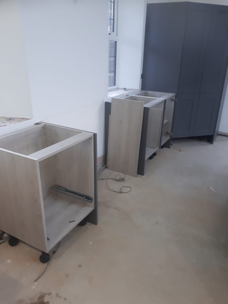 howdens kitchen Installer, Howdens Kitchen Installation, CL Joinery