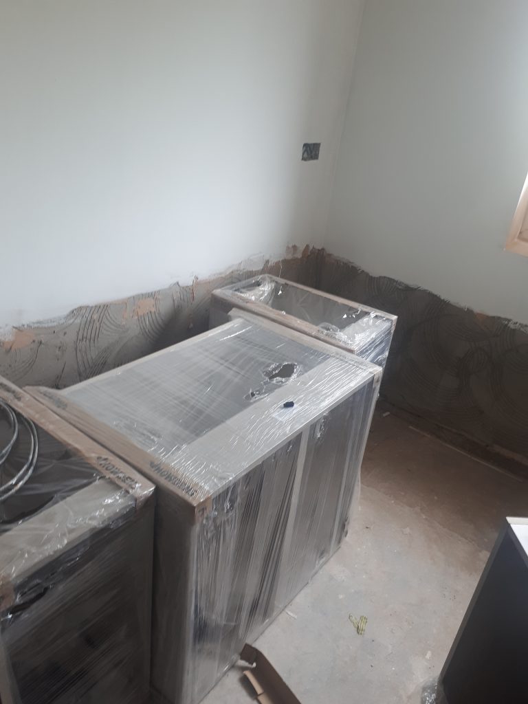 Howdens handleless Kitchen, Howdens Handleless Kitchen Cabinets, CL Joinery