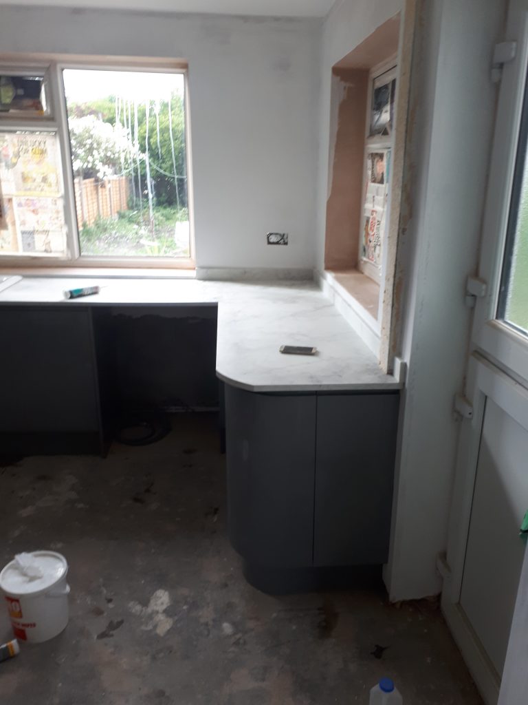 Howdens handleless Kitchen, Howdens Handleless Kitchen Cabinets, CL Joinery