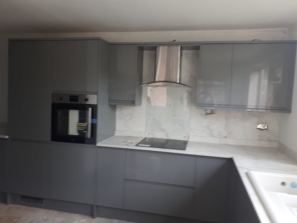 Howdens handleless Kitchen, Howdens Handleless Kitchen Cabinets, CL Joinery