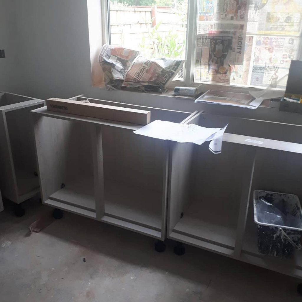 Howdens handleless Kitchen, Howdens Handleless Kitchen Cabinets, CL Joinery