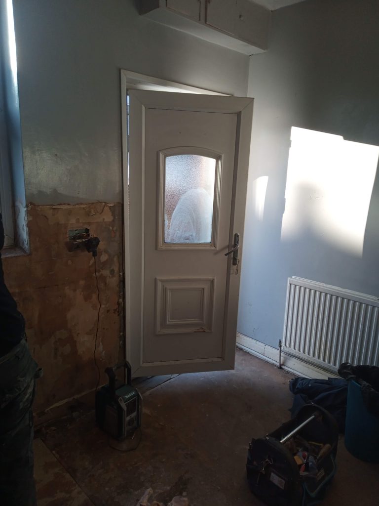 howdens kitchen installers, Howdens Shaker Kitchen Cabinets, CL Joinery