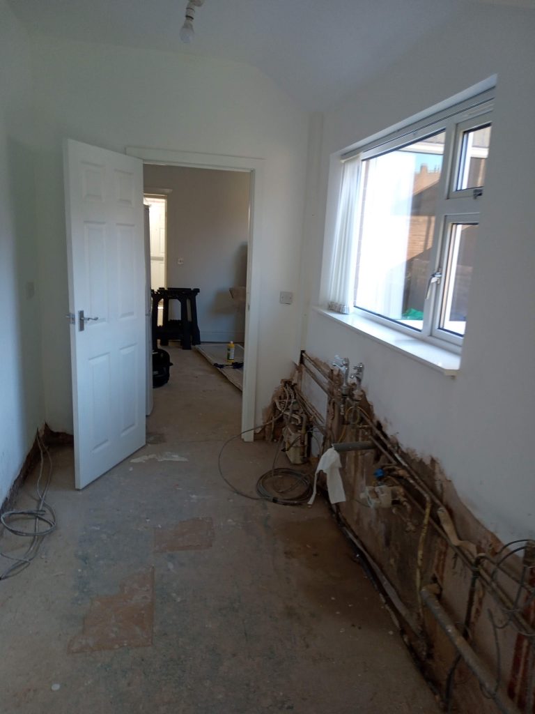Howdens Flat Pack Kitchen Cabinets