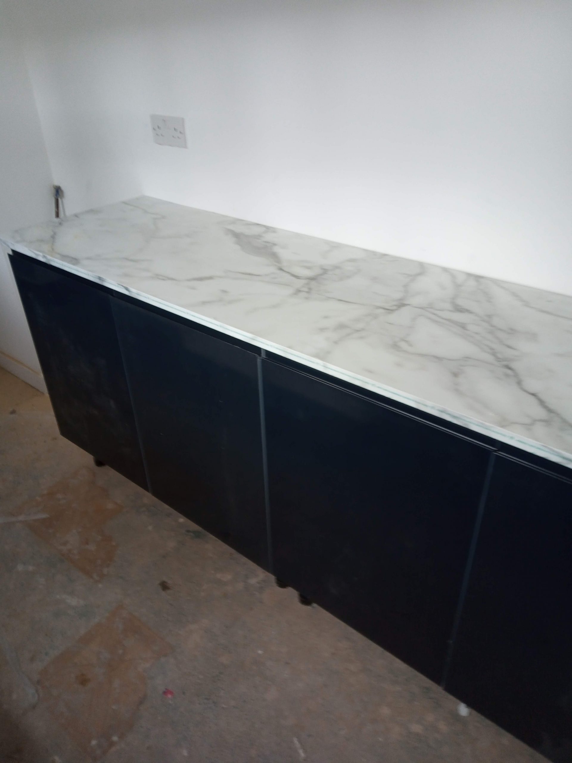 Howdens Self Assembly Kitchen Cabinets installed by CL Joinery