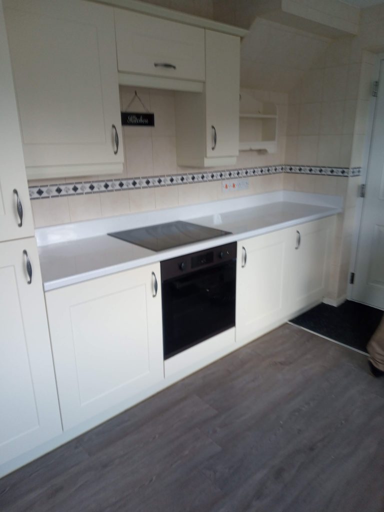 Howdens Laminate Kitchen Worktop | CL Joinery Yorkshire